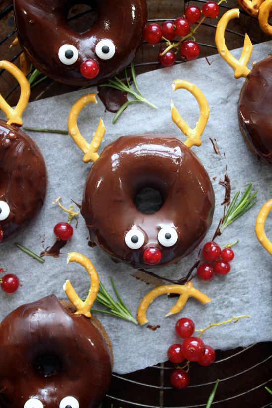 Baked Choc Fudge Reindeer Donuts – Low Carb – Gluten free!