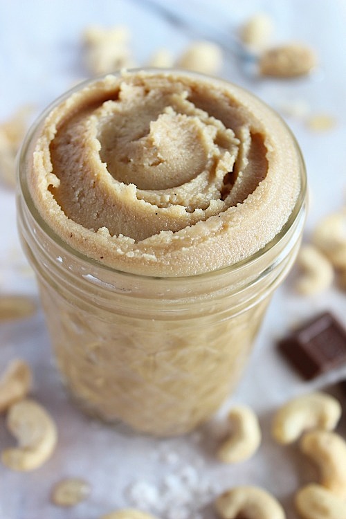 Salted Caramel Cashew Butter {Vegan, Gluten Free & Paleo Friendly} - www.betterwithcake.com
