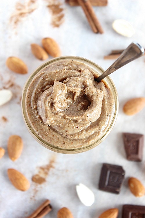 Cinnamon Spiced Almond Butter {Vegan, Gluten Free & Paleo Friendly} - www.betterwithcake.com