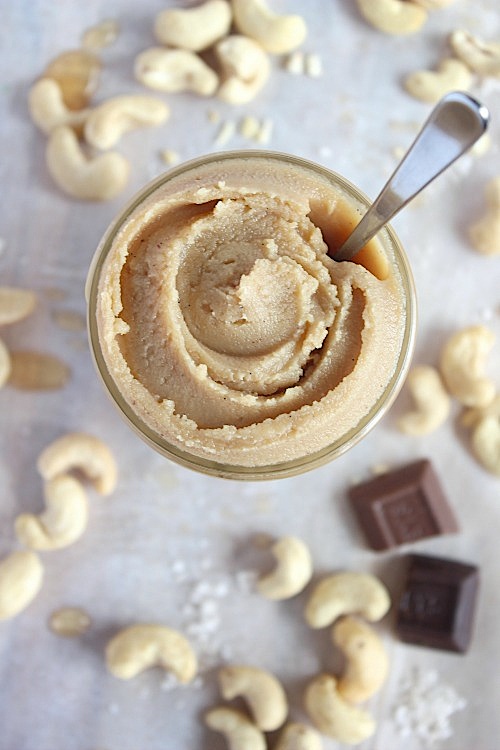 Salted Caramel Cashew Butter {Vegan, Gluten Free & Paleo Friendly} - www.betterwithcake.com