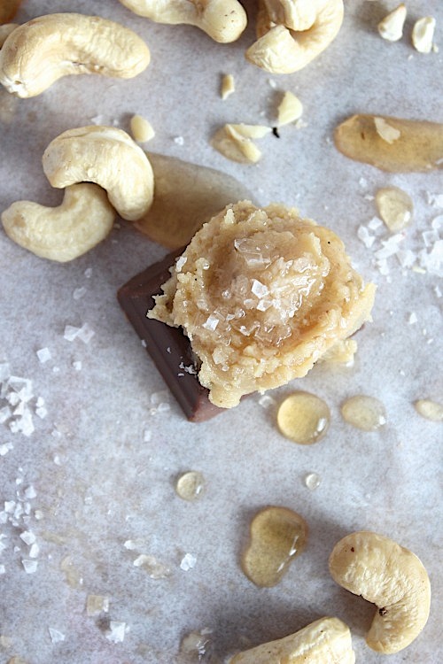 Salted Caramel Cashew Butter {Vegan, Gluten Free & Paleo Friendly} - www.betterwithcake.com