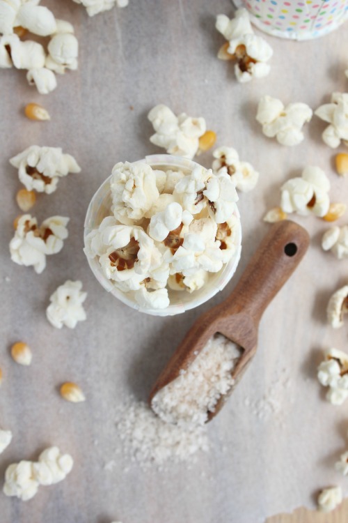 Simple, Healthy Homemade {Stovetop} Popcorn