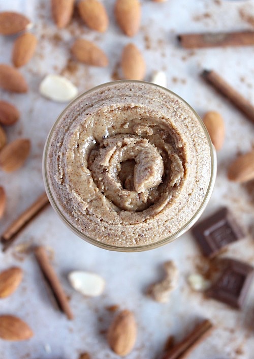 Healthy, Homemade Pumpkin Spiced Almond Butter {Vegan, Gluten Free & Paleo Friendly} - www.betterwithcake.com